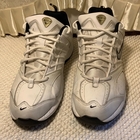 NIKE WOMENS RUNNING WORK OUT WALKING SNEAKERS - Picture 2 of 16